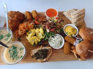 Vegan maaltijdplank at Bar Cali in Nijmegen