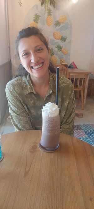 Vegan chocolate milkshake at Beach Bowl in Legian