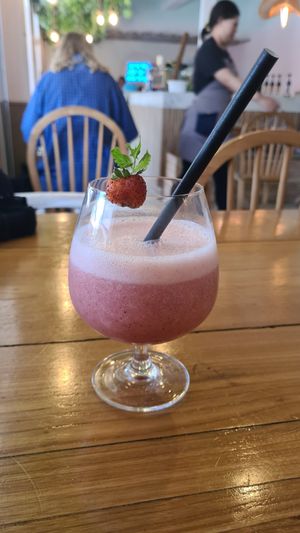 Strawberry and banana smoothie at Beach Bowl in Legian