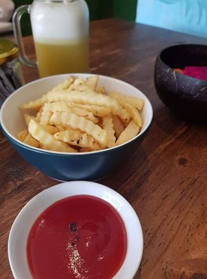 Garlic fries (not very garlicy) at Beach Bowl in Legian