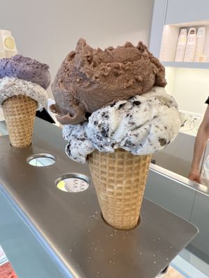 Chocolate and cookies & cream on cone   at Veganista Ice Cream IV in Vienna