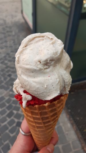 Vanilla and raspberry cone at Veganista Ice Cream IV in Vienna