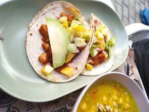 Mango and jackfruit tacos, Jamaican style at El Enano Verde in Torremolinos