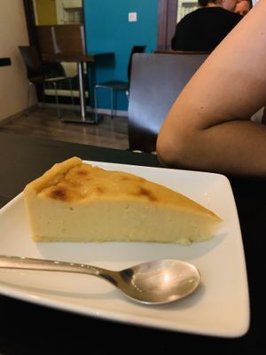 Tarta de limón buenísima! Un sabor muy deciso at El Enano Verde in Torremolinos
