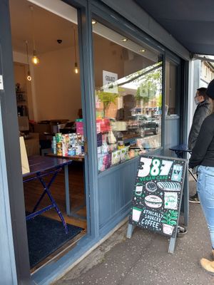 Frontage at 387 Ormeau Road in Belfast