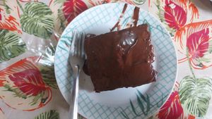 Bolinho bem chocolatudo 🍰🍫 at Rango Verde in Fortaleza