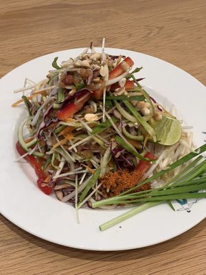 Raw pad thai  at Broccoli Revolution - Central Embassy in Bangkok