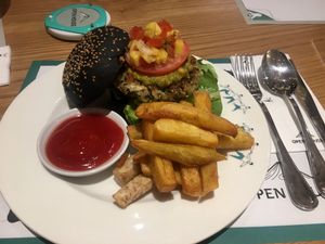 Broccoli and Quinoa burger  at Broccoli Revolution - Central Embassy in Bangkok
