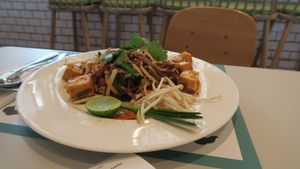 pad thai at Broccoli Revolution - Central Embassy in Bangkok