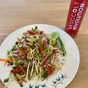 Raw vegan pad thai and watermelon juice at Broccoli Revolution - Central Embassy in Bangkok