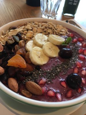 Acai smoothie bowl at Broccoli Revolution - Central Embassy in Bangkok