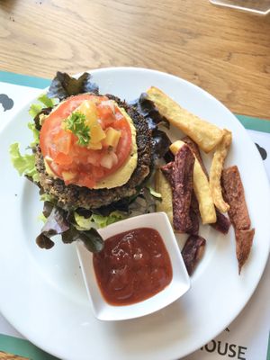 Vegan burger with charcoal bun at Broccoli Revolution - Central Embassy in Bangkok