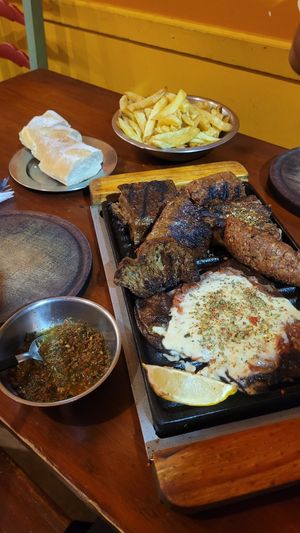 vegan Grillplate at La Reverde Parrillita Vegana in Buenos Aires