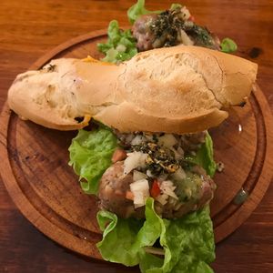 Chorisaurio vegano at La Reverde Parrillita Vegana in Buenos Aires