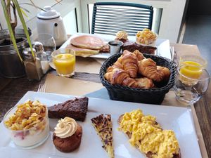 Brunch at Le Tandem in Biarritz