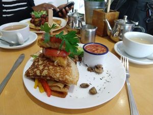 Traditional English savory stakk at Stakks Pancake House in Southampton