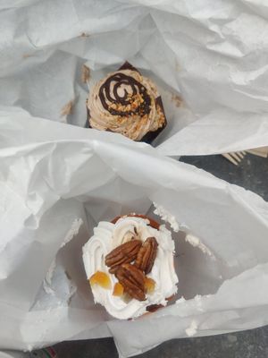 Cupcakes for 5€ each at GreenBurger in Liege