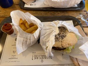 Burger time!! at GreenBurger in Liege