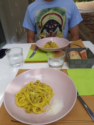 Carbonara vegan at Nirvana in Florence