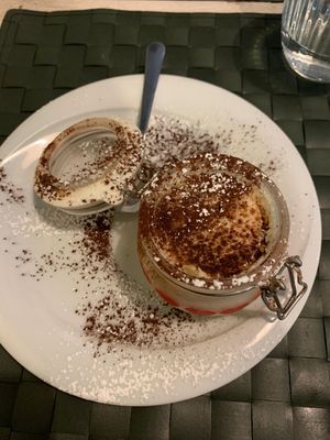 Tiramisù 5€ at Nirvana in Florence
