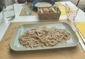 Taglioline al tartufo (and risotto on the other side of the table) at Nirvana in Florence