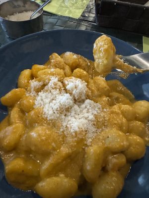 I’m only half way through my food but feel like I need to post this now! So grateful to have an affordable and fully vegan restaurant in the heart of Florence.   at Nirvana in Florence