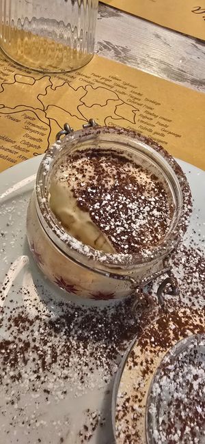 Tiramisù at Nirvana in Florence