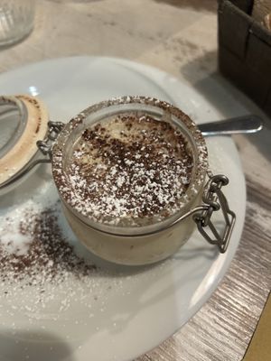 tiramisu  at Nirvana in Florence