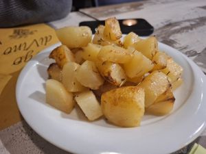 Contorno di patate at Nirvana in Florence