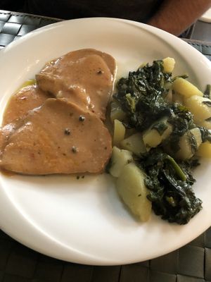 Seitan with potatoes at Nirvana in Florence