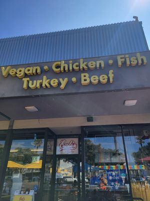  at Earle's on Crenshaw in Los Angeles