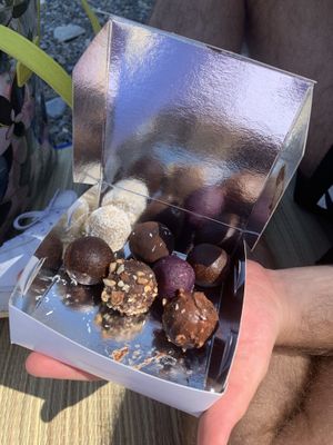 7 different tastes at Fruit Box in Ohrid