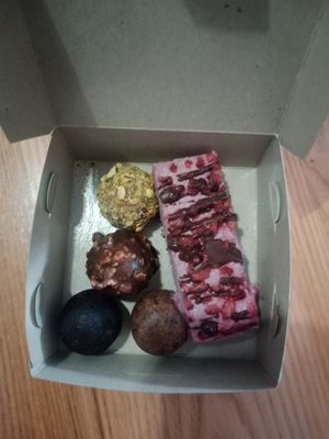  at Fruit Box in Ohrid