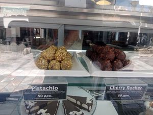  at Fruit Box in Ohrid