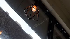 interior: wired lights at Local Juicery in Flagstaff