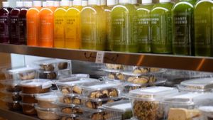 juices and raw desserts, all vegan at Local Juicery in Flagstaff
