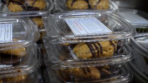 raw chocolate cookies, vegan at Local Juicery in Flagstaff