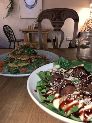 i dont remember the name at The Kasbar in 