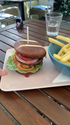 Burger   at Natureza in Prague