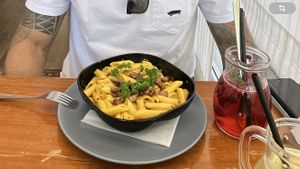 Mac’n Cheese😄 at Natureza in Prague