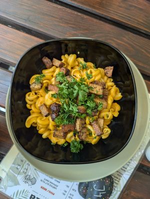 Macaroni and Cheese at Natureza in Prague