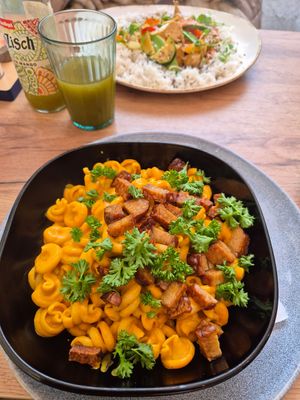 Mac and cheese at Natureza in Prague