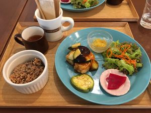 Sweet and sour tempeh set at Thallo in Kobe