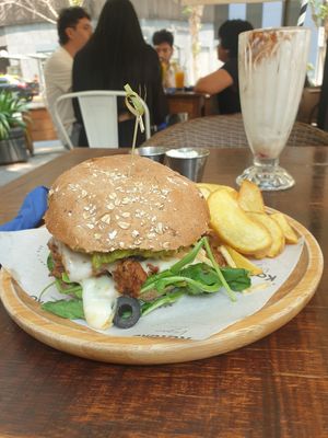 Eruka sandwich at Katako Veg in Santiago