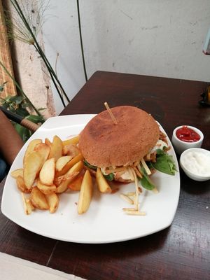 Eruka sandwich at Katako Veg in Santiago