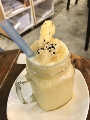 Pineapple banana shake at Indah Cafe in Kuching