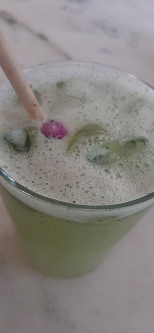 Limonada con hierbabuena at Mahalo in Panama City