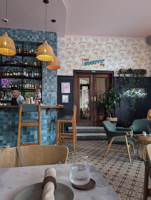  at Mahalo in Panama City