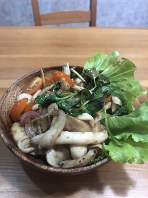 Mushroom salad (hot) at Farmer's Kitchen in Hualien