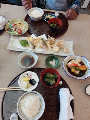 Tempura and tofu set at Yamaichi Bekkan in Miyajima